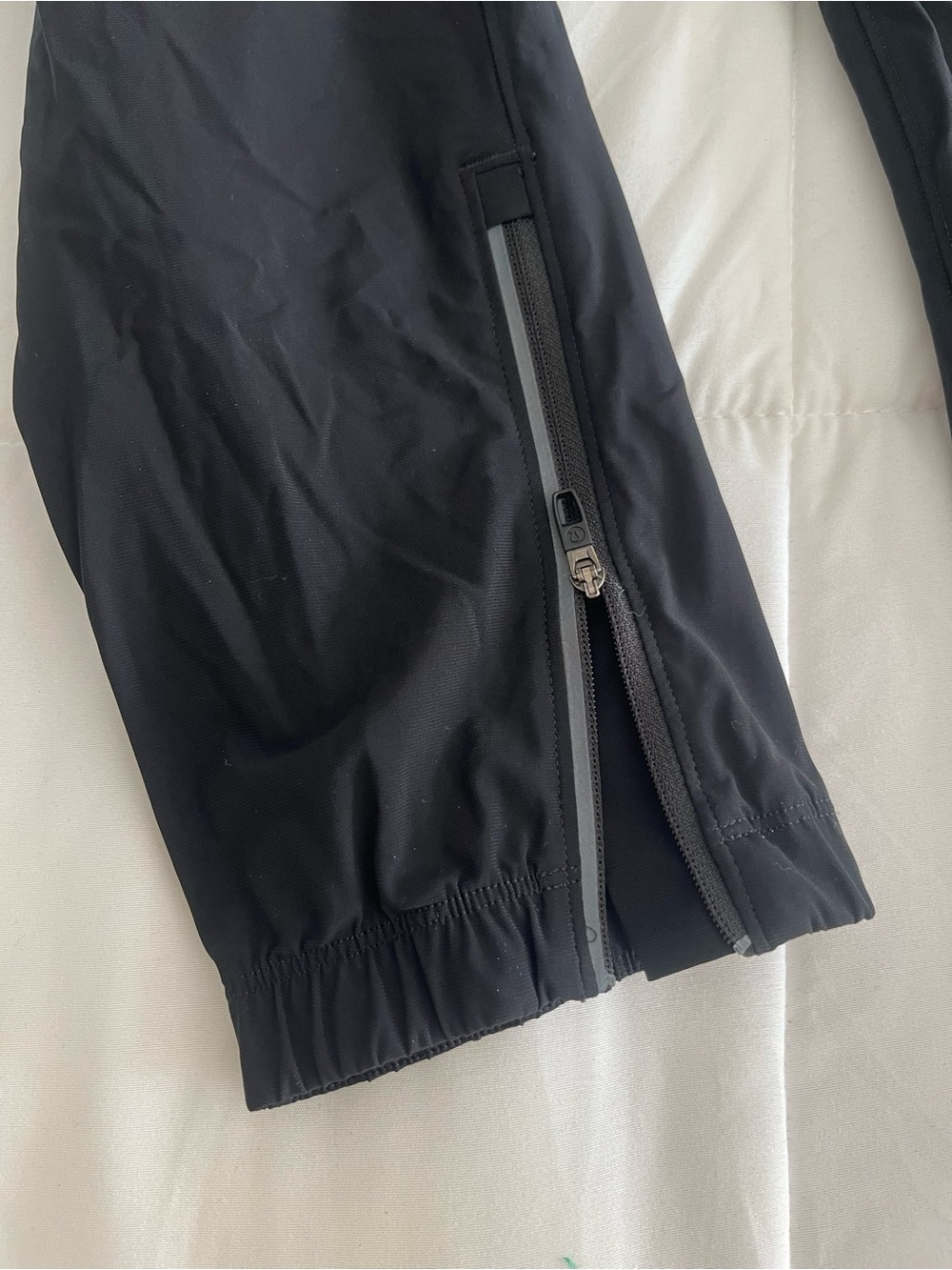 Mens Lululemon Joggers Black - Picture 2 of 5